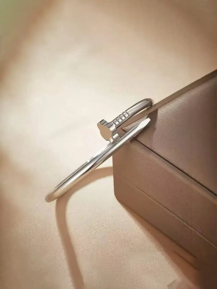 Bracelet à motif classique de style parisien