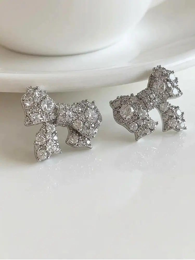 Boucles d'oreilles à clous en strass et nœuds fantaisie, argent et or, printemps
