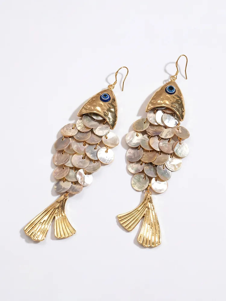 Fish-shaped shell drop earrings