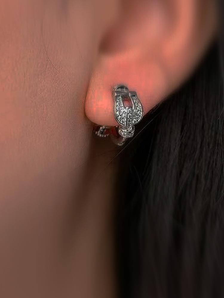 Boucles d'oreilles à clip en forme de fer à cheval en forme de U