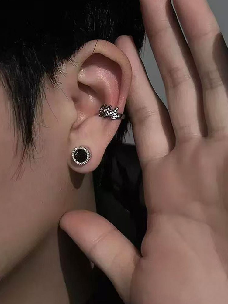 4 Pairs Black & White Zircon Magnetic Earrings & Ear Cuffs Set Cool Unique