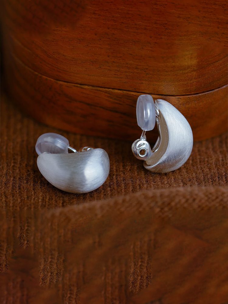 925 Sterling Silver Brushed Clip-On Earrings