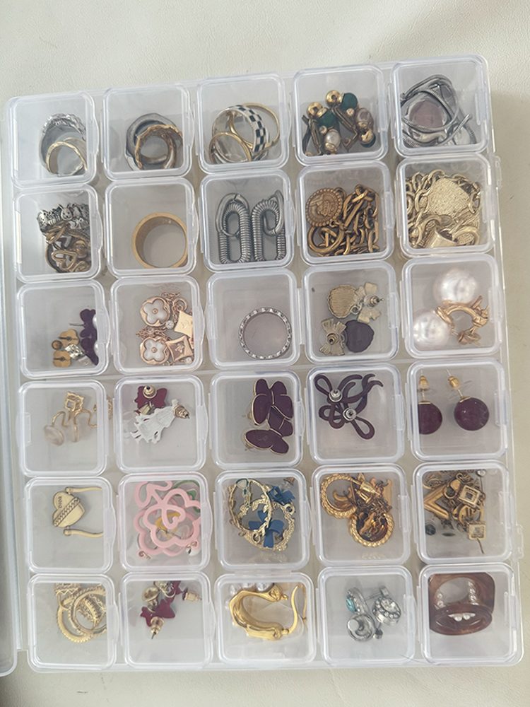 Clear Jewelry Organizer Box – 30 Grid Storage Case