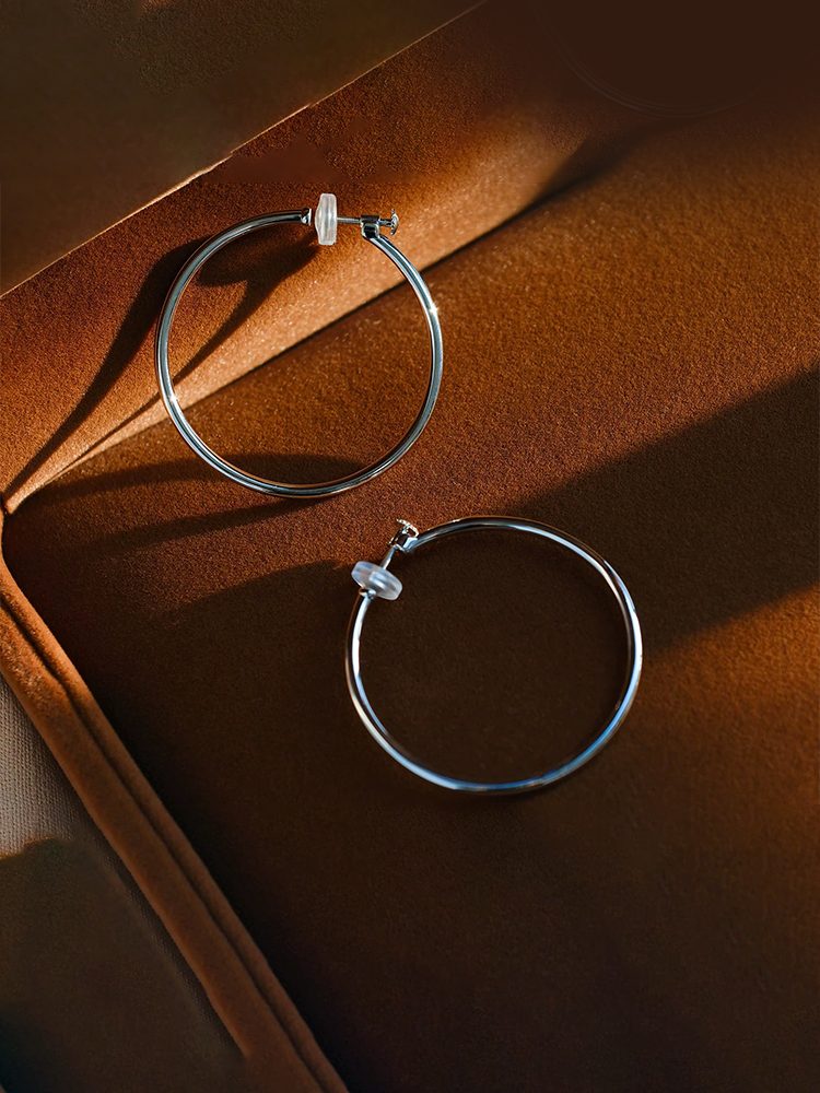 Face-Slimming Non-Pierced Hoop Earrings Screw Back