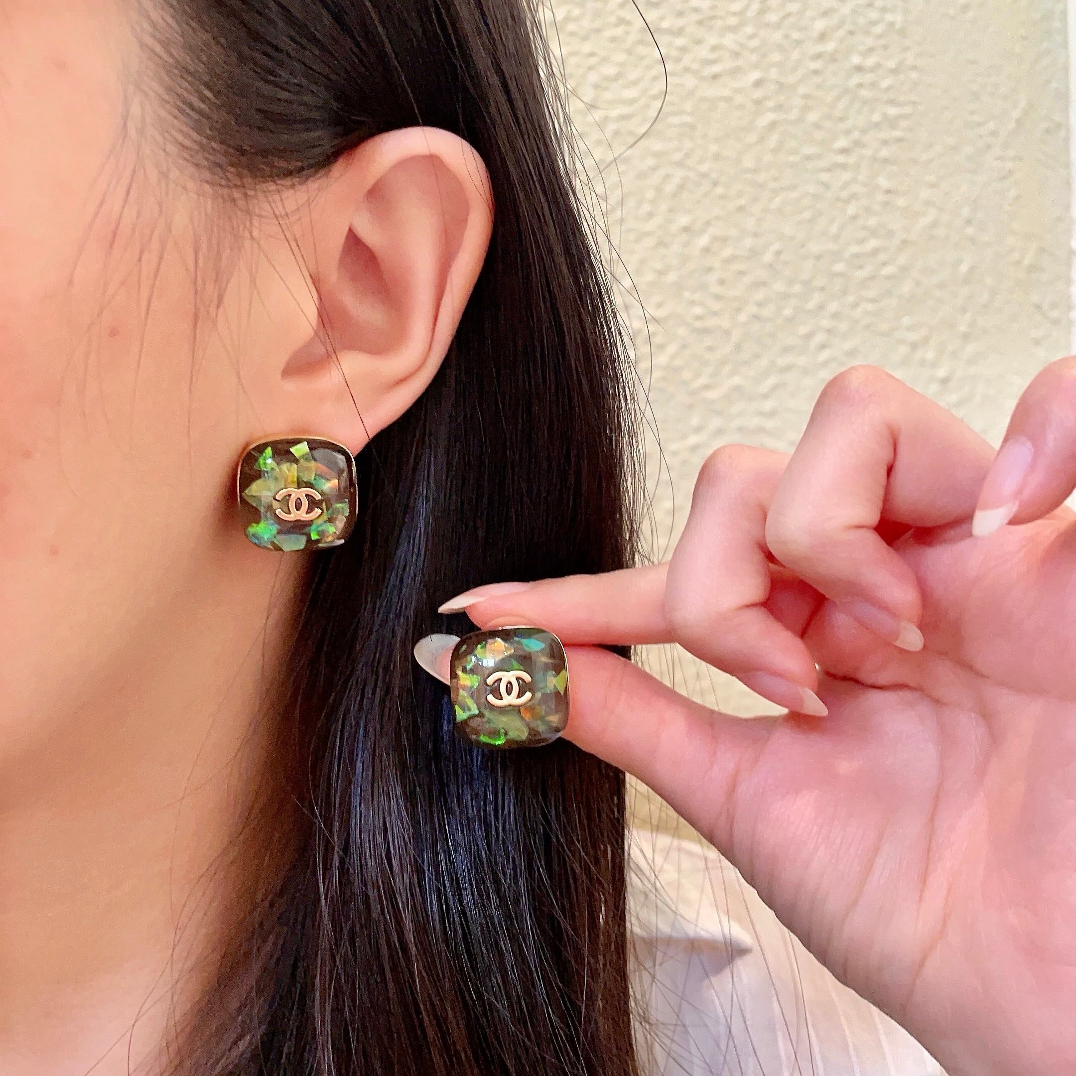 Vintage Authentic Gold-Tone Turn-Lock Earrings Pink Green Black