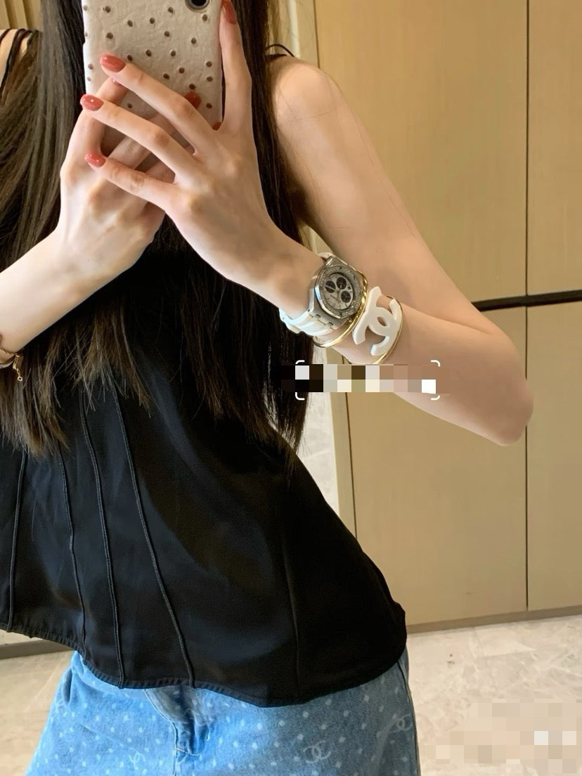 Vintage Authentic Chanel Gold-Tone Turn-Lock Bracelet