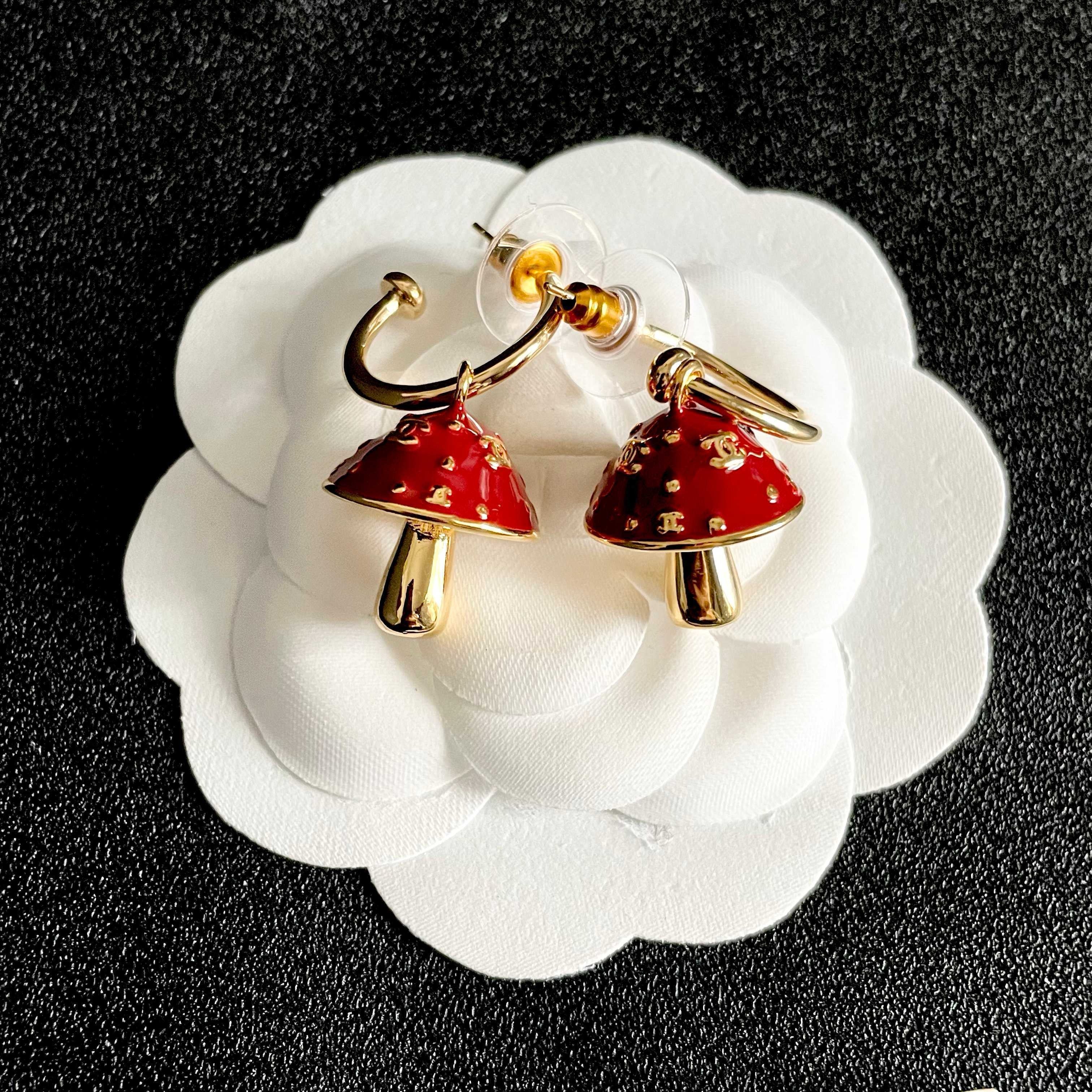 Vintage Authentic Gold-Tone Turn-Lock Earrings