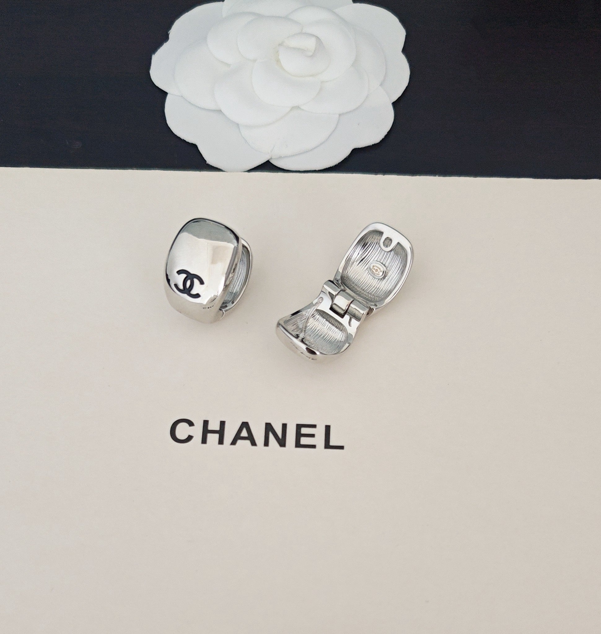 Vintage Authentic Chanel Gold-Tone Turn-Lock Earrings Stud