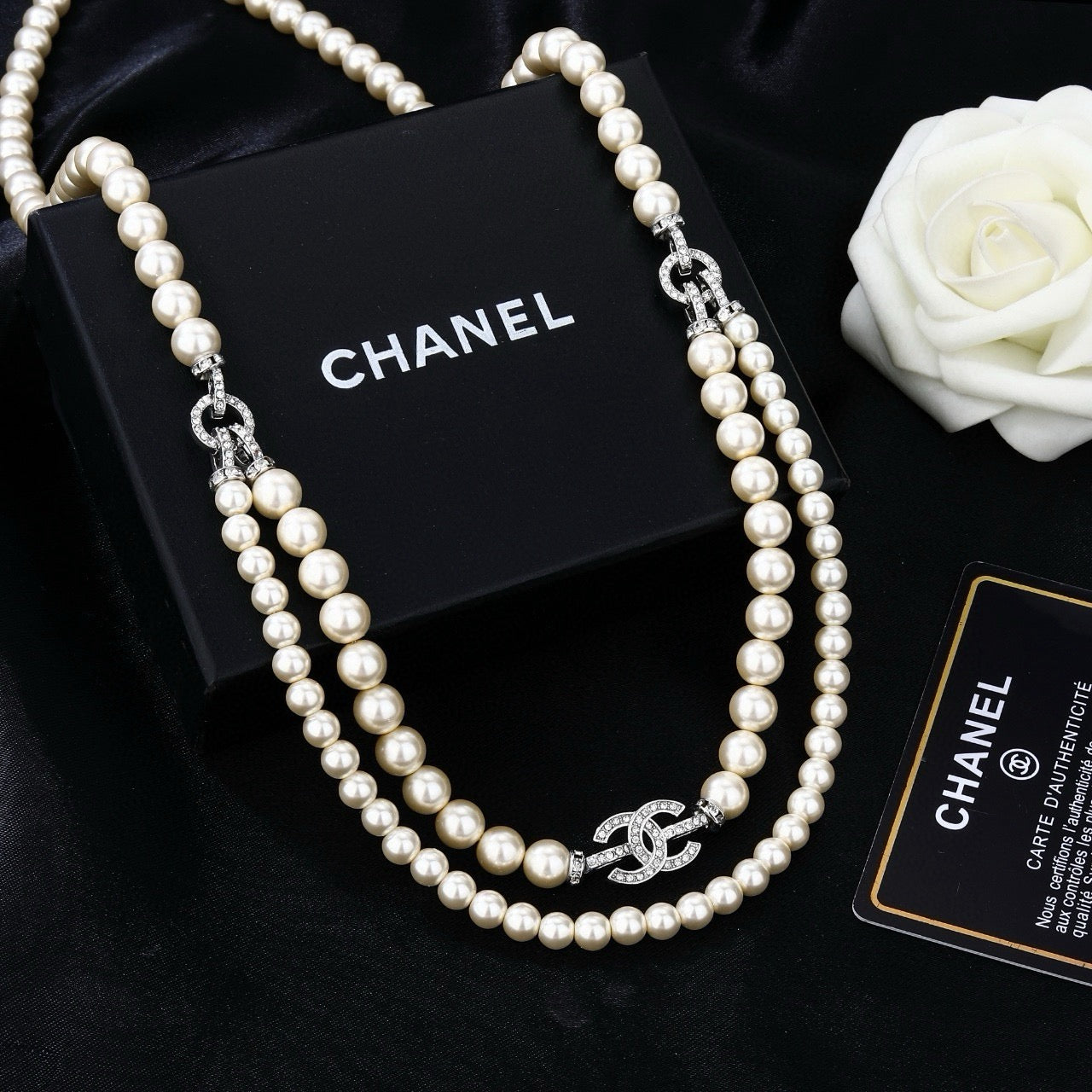 Vintage Authentic Chanel Gold-Tone Turn-Lock Waistband