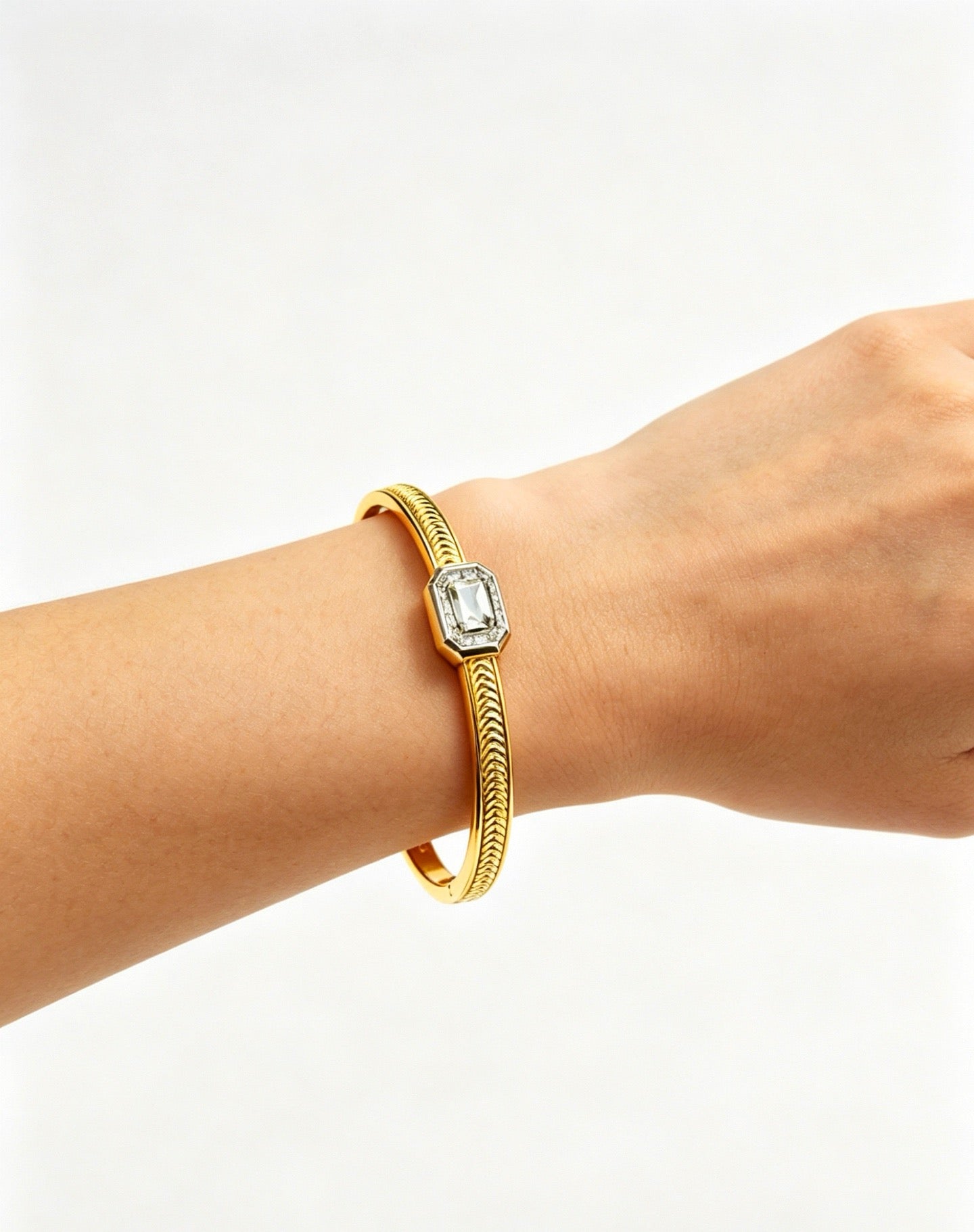 Vintage Authentic Gold-Tone Turn-Lock Bracelet