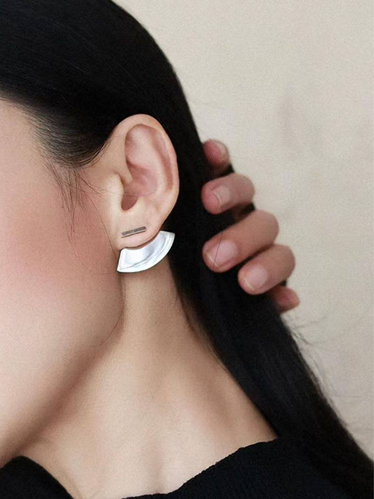 Minimalist Stainless Steel Fan-Shaped Fashion Earrings Stud