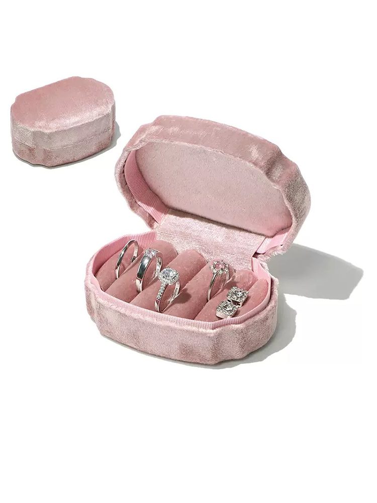 Shell-Shaped Velvet Jewelry Box Gift Set