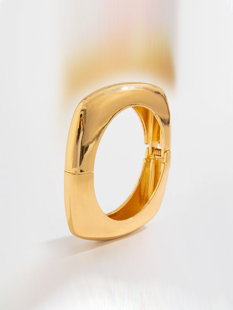The Bold Rounded Corners Square Bangle Women | 18K Gold P... - view 5