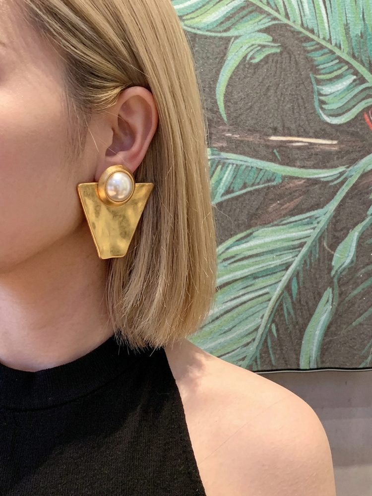 Vintage Gold Statement Pearl Earrings No Piercing