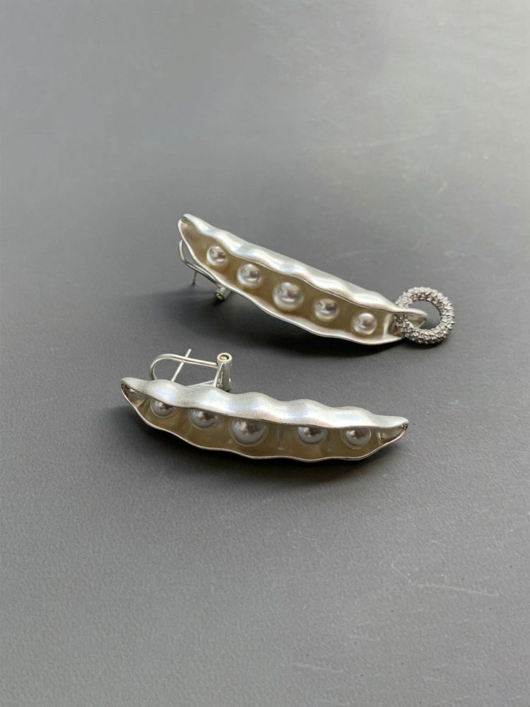 Vintage Pod Pearl & Zircon Asymmetrical Earrings Gold Silver Women Large