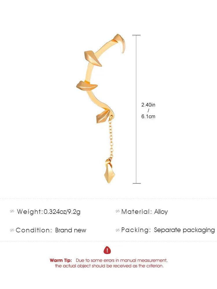 Boucle d'oreille Gothic Talon (pour oreilles percées)