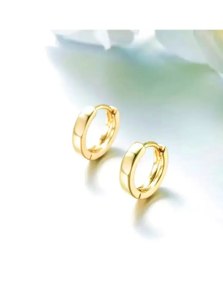 Boucles d'oreilles créoles modernes à bords plats