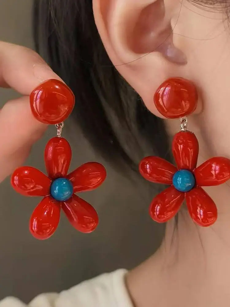 70s Retro Pop-Art Puffy Flower Clip-on & Stud Hot