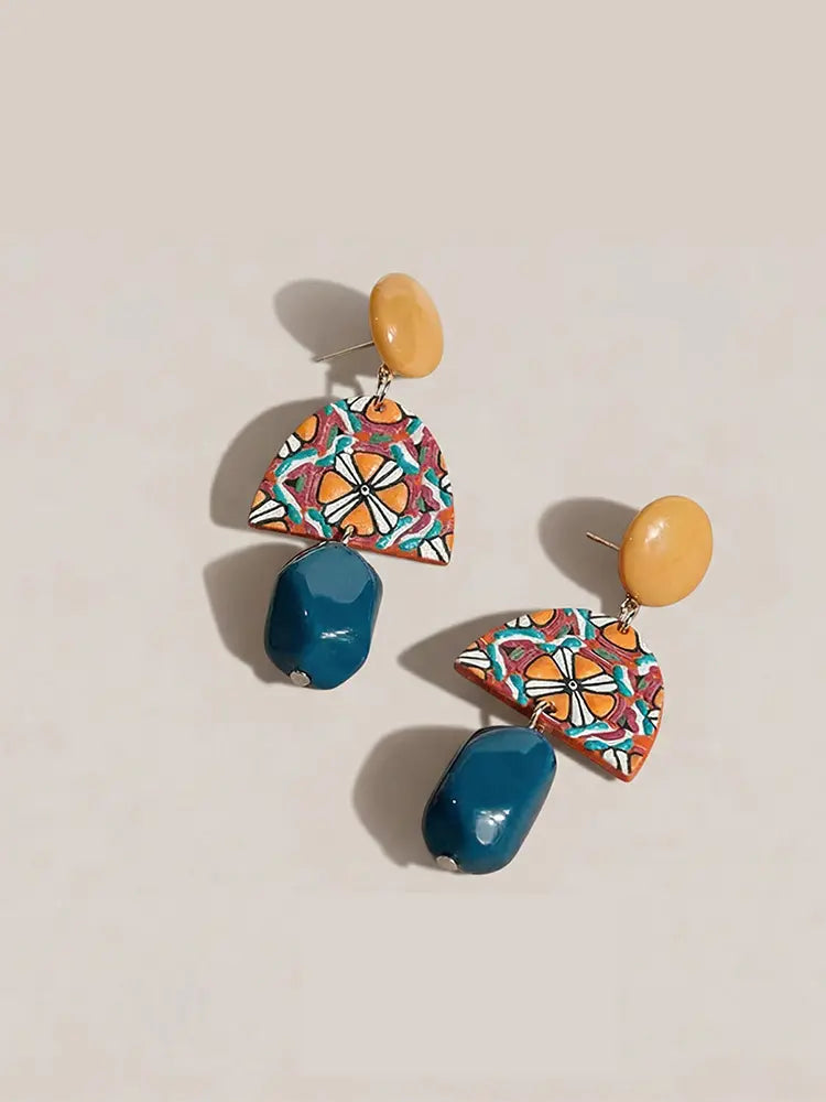 Boucles d'oreilles baroques vintage en acrylique imitation bois - Percées