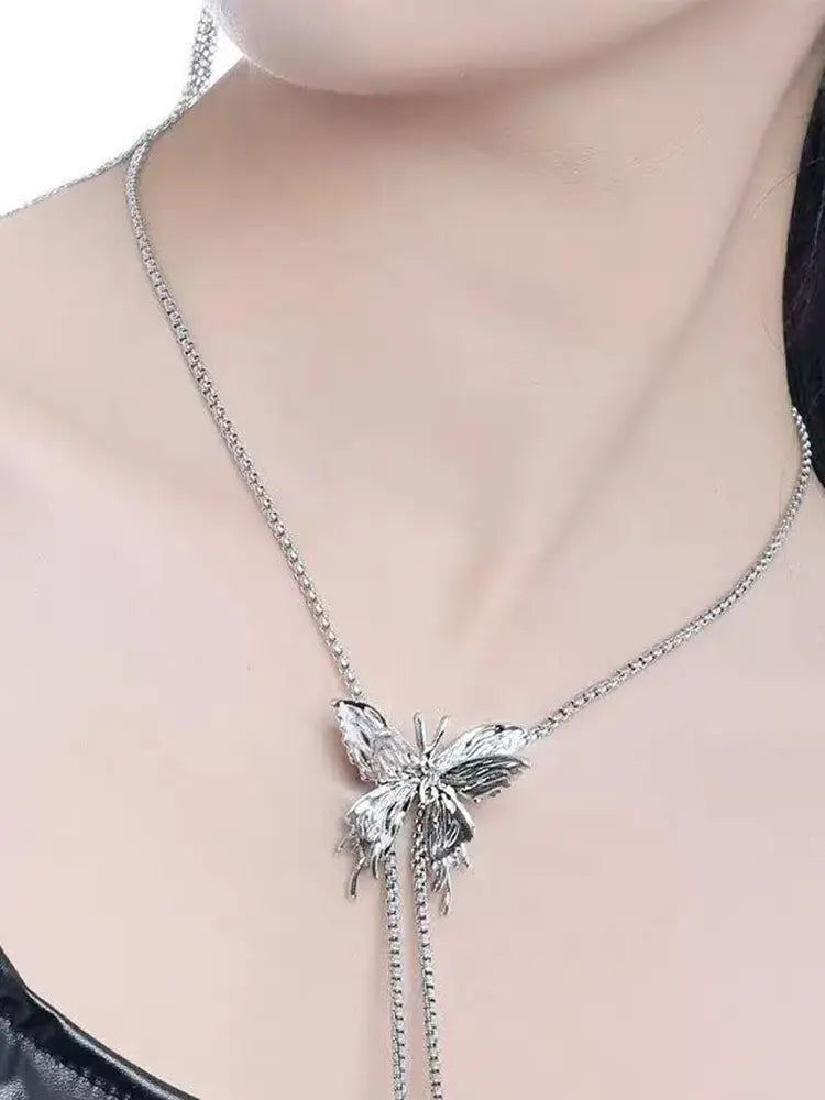 Adjustable butterfly necklace