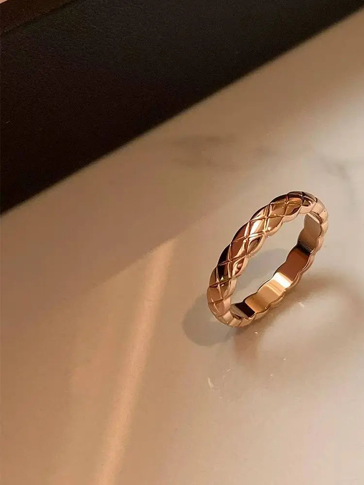 Textured rings men women gold silver popular fashion