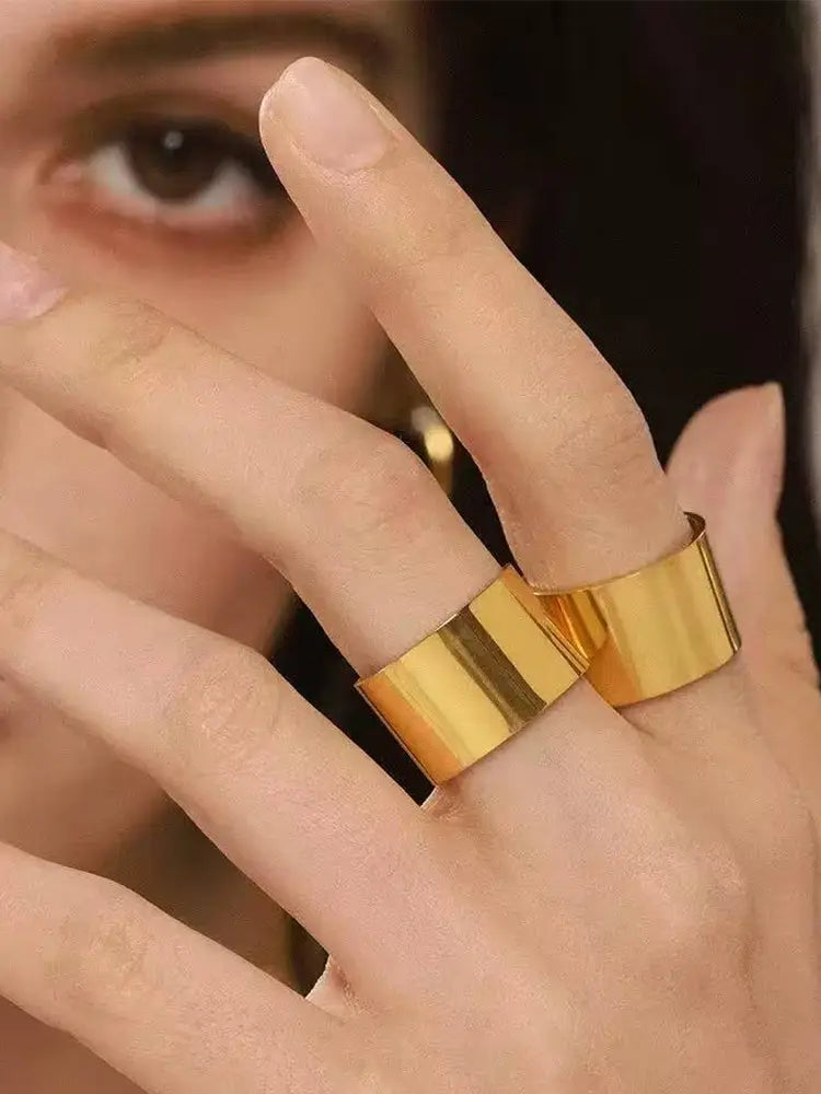 The Wide Gold-toned Opening Ring Unadorned Gold Silver Unisex S925