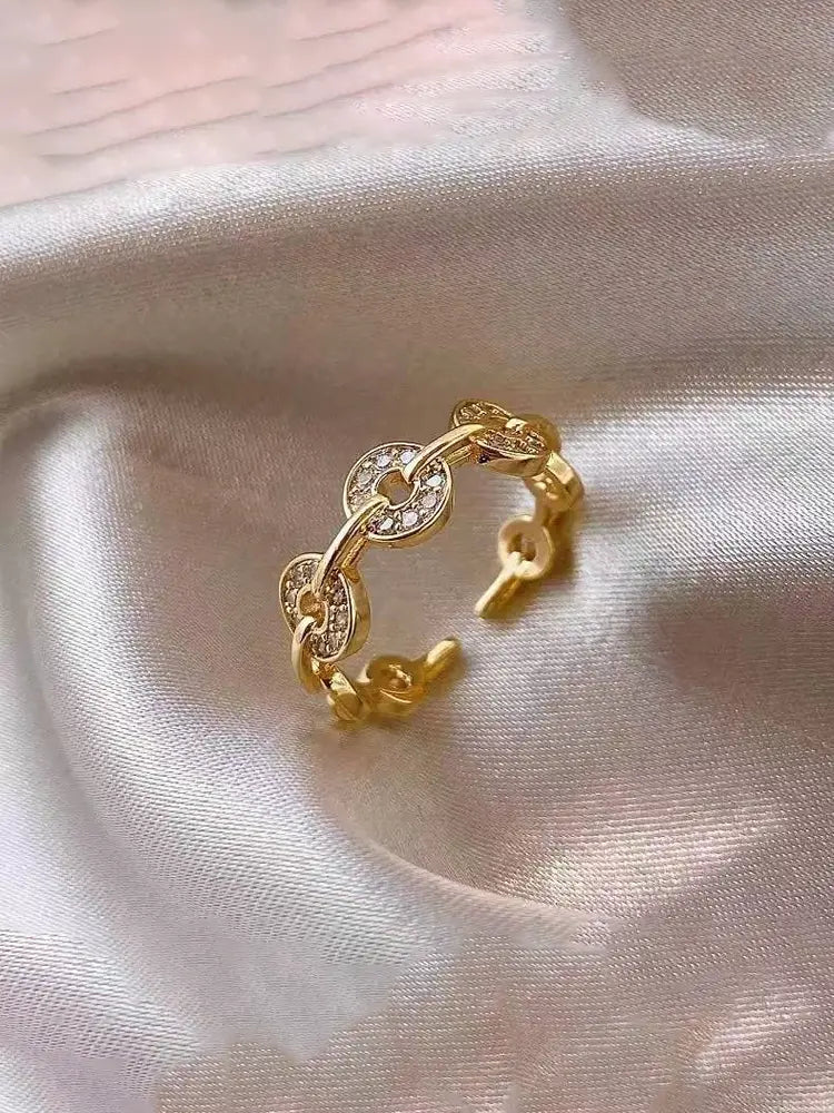 Circle opening ring with slightly zircon inlaid open ring gold Lock 18k