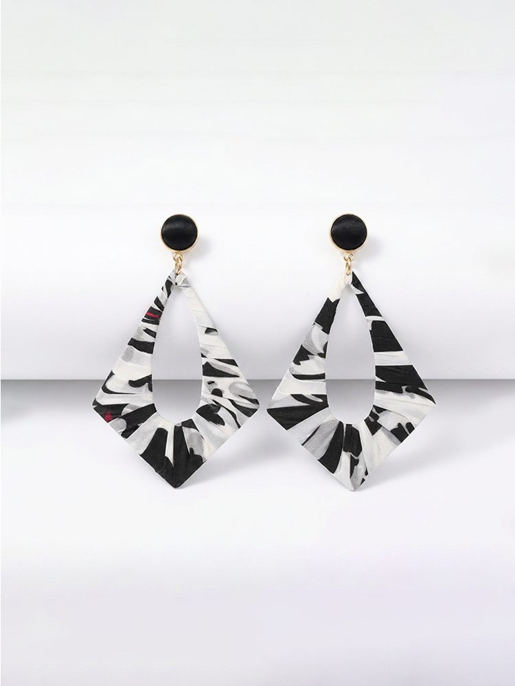 Black and white diamond fabric suit large earrings business fashion | Fairies Whisper Paris Designer Jewelry - Detail View 2
