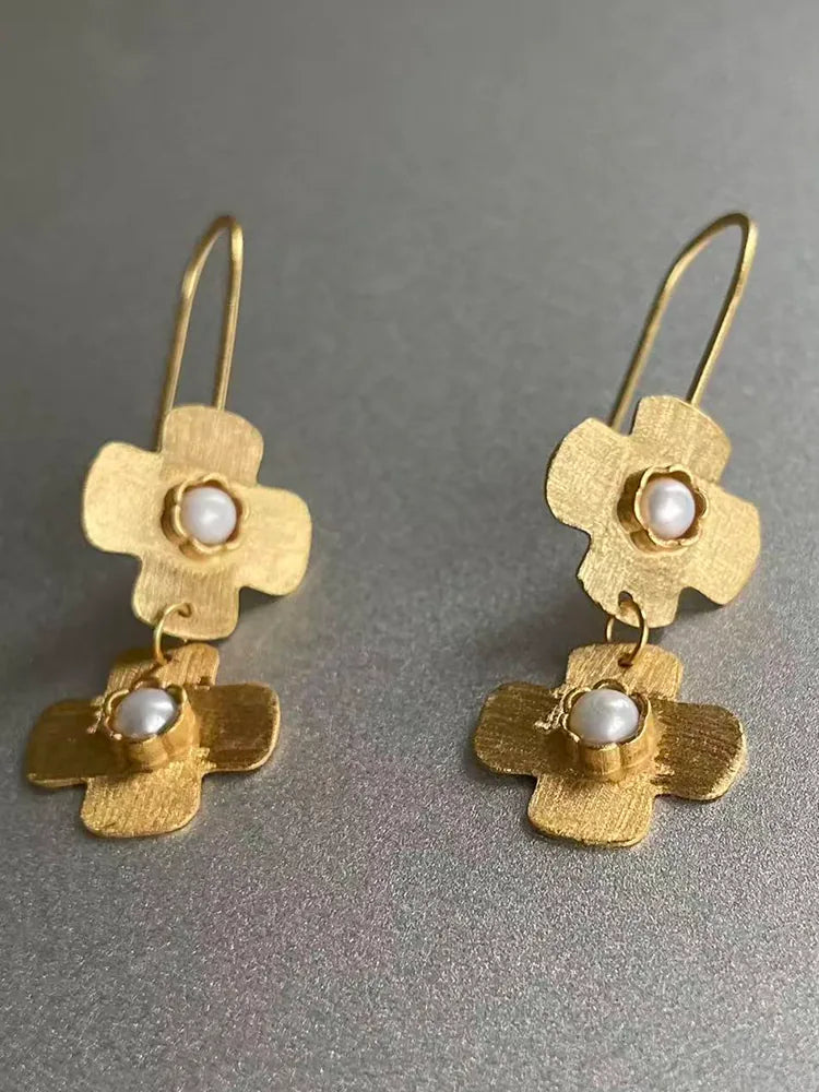White Stone Gold Vintage Floral Earrings