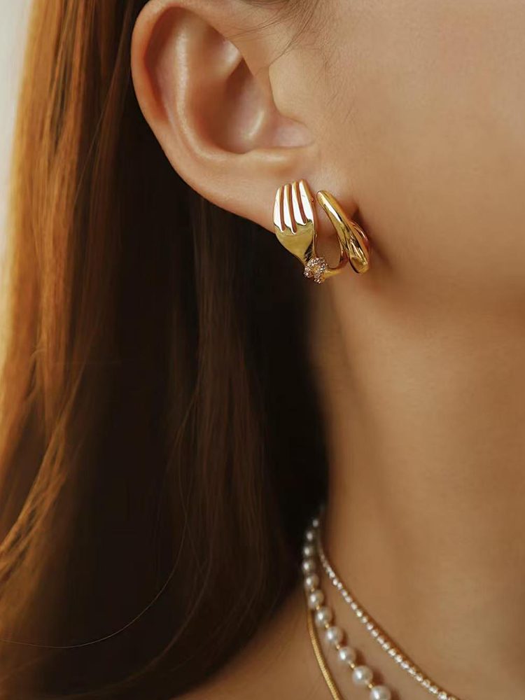 Gold Fork Earrings – Unique Creative Design Ear Cuff