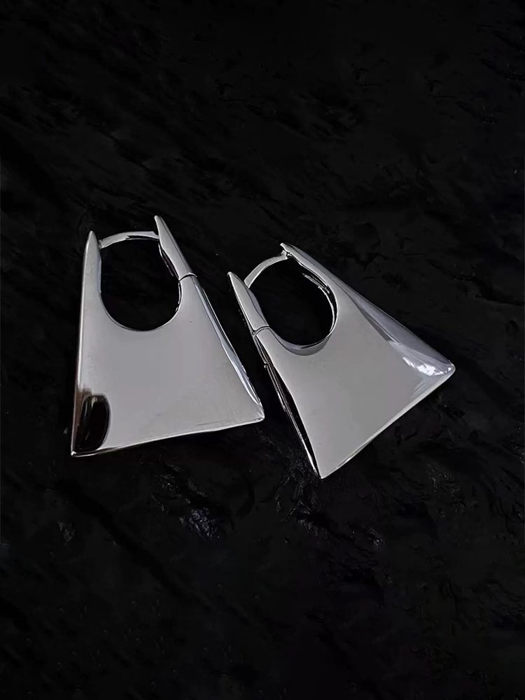 2026 Fashion Stainless Steel Bag-Shaped Earrings