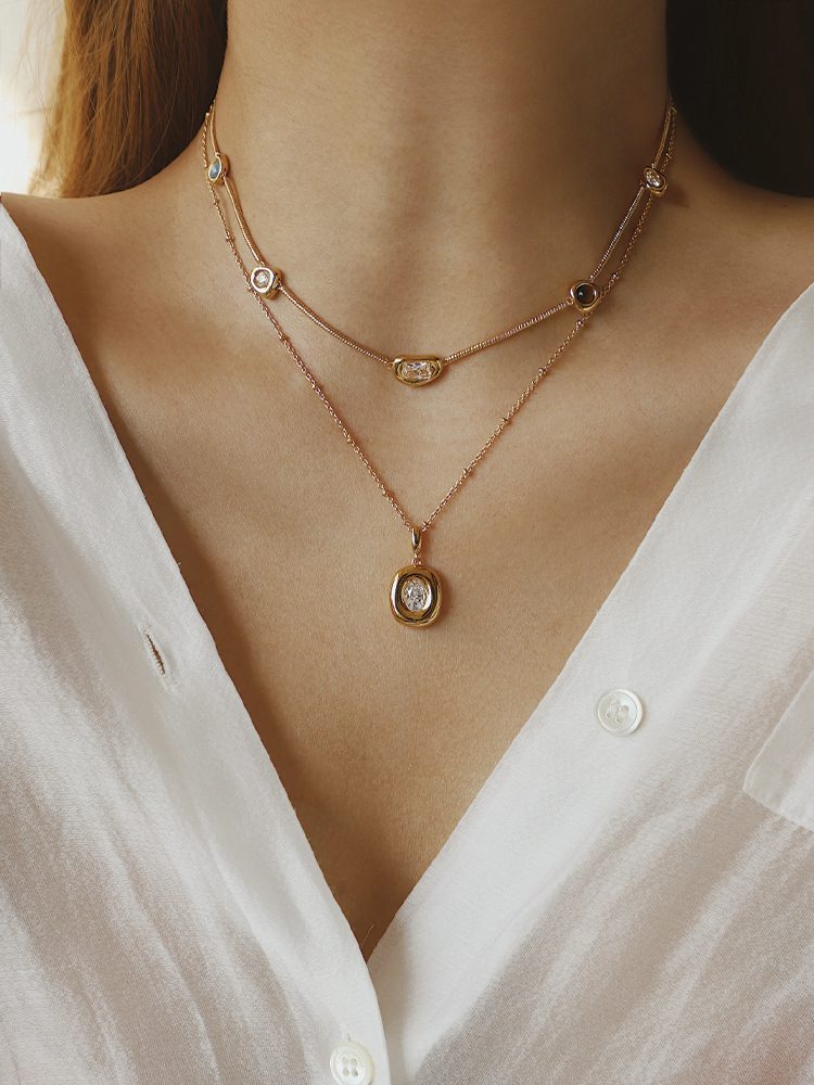 Gold Butter Bread Layered Necklace