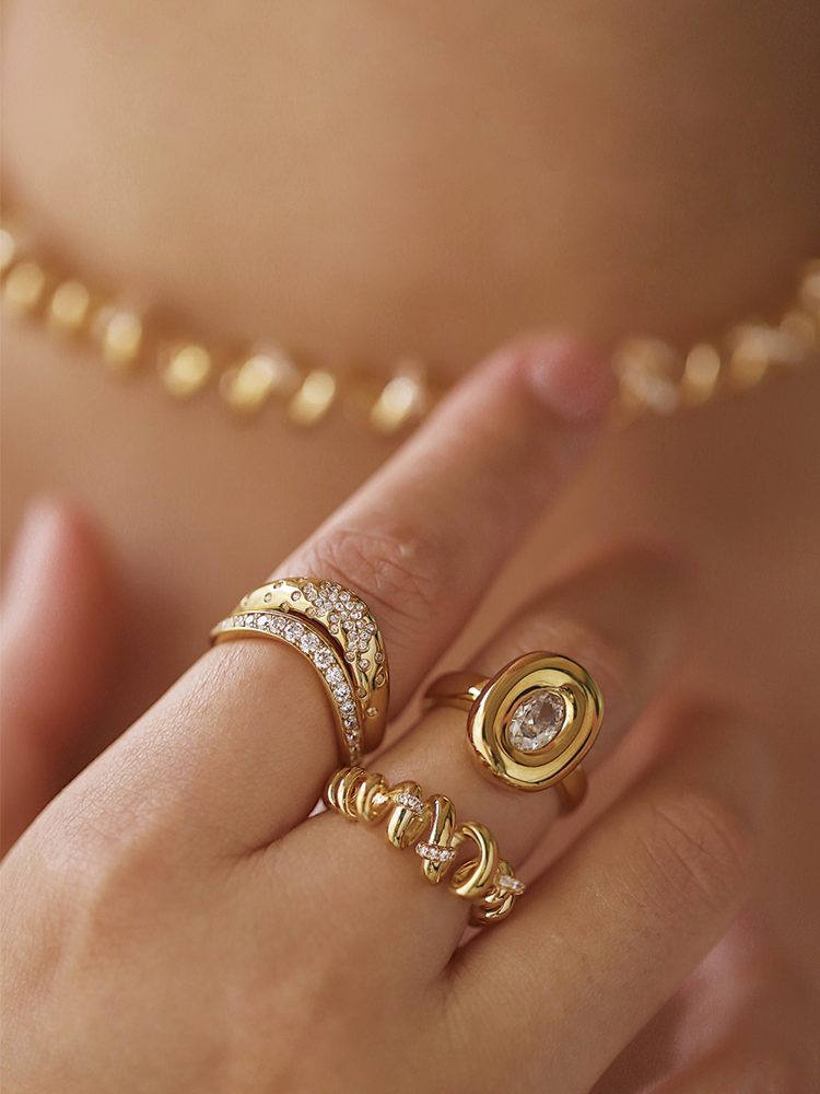 Gold Spaghetti Choker