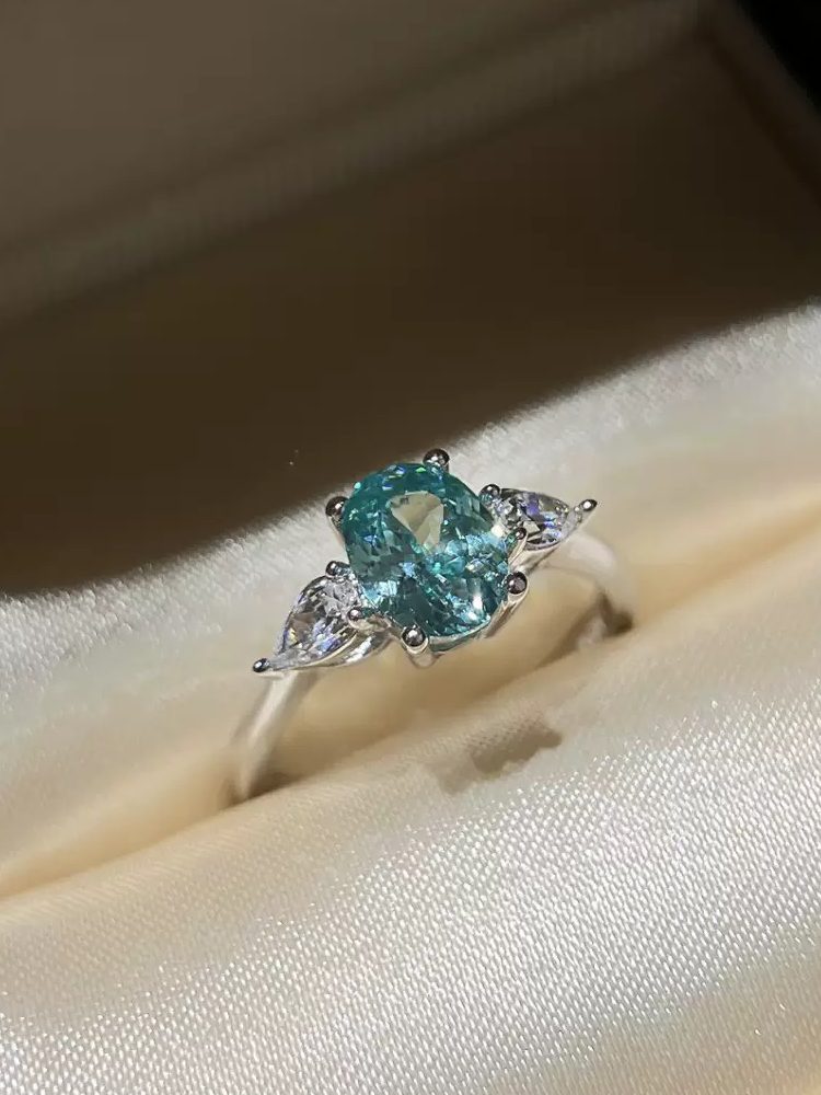 S925 Sterling Silver Three-Stone Lab-Grown Emerald Ring, Classic Paraiba-Inspired Color Gemstone Ring for Women