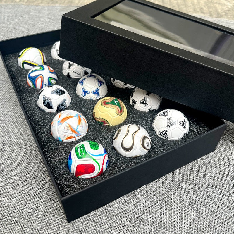 2026 Football Fan Desk & Car Decor Set – USA Canada Mexico Theme Collectible Figurines & Party Display Ornaments Gift