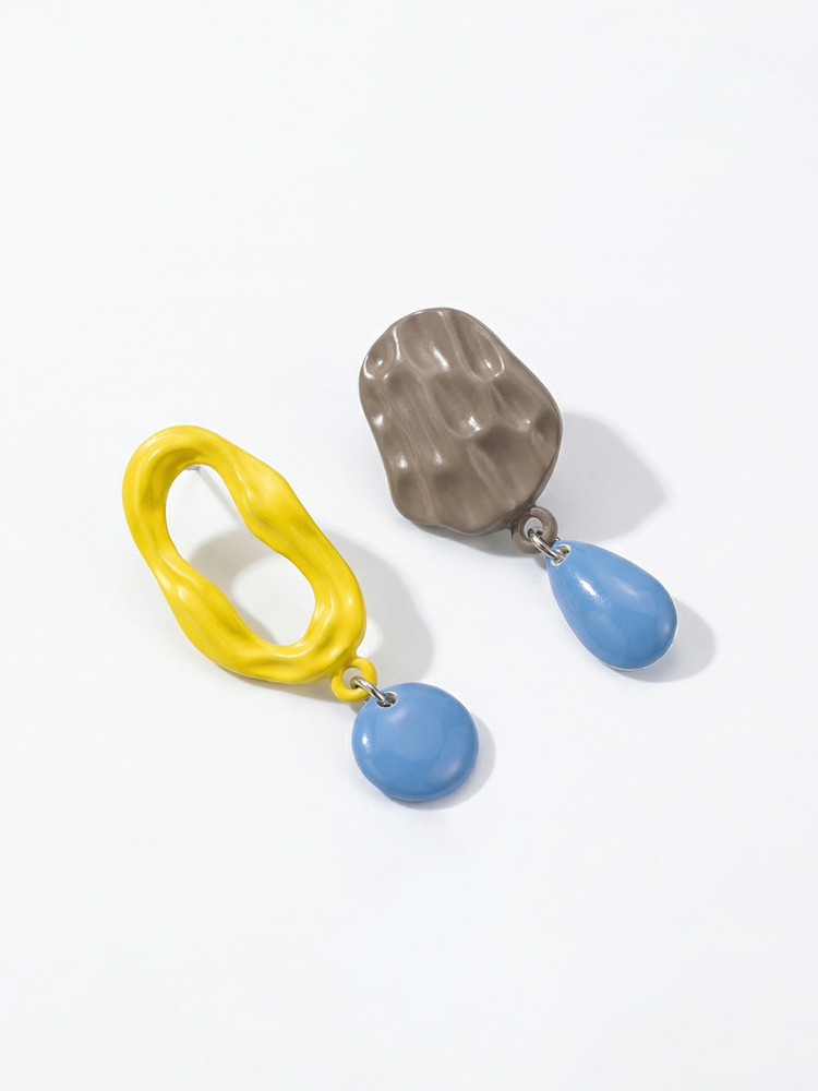 Boucles d'oreilles Contrast Play Statement (puces et clips)