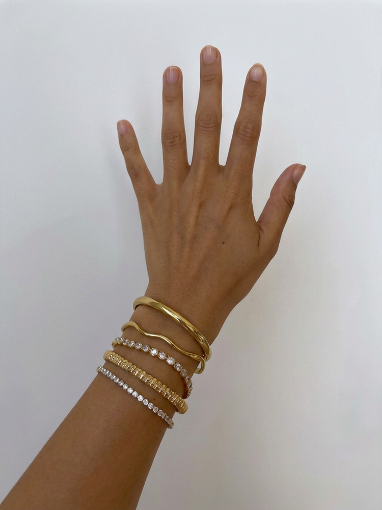 Everyday Stainless Steel Cuff (Water Resistant)