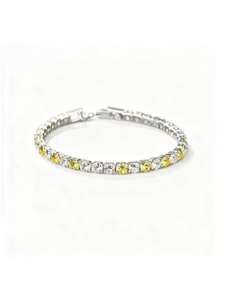 Bracelet de tennis serti de zirconiums cubiques de 4 mm, qualité standard