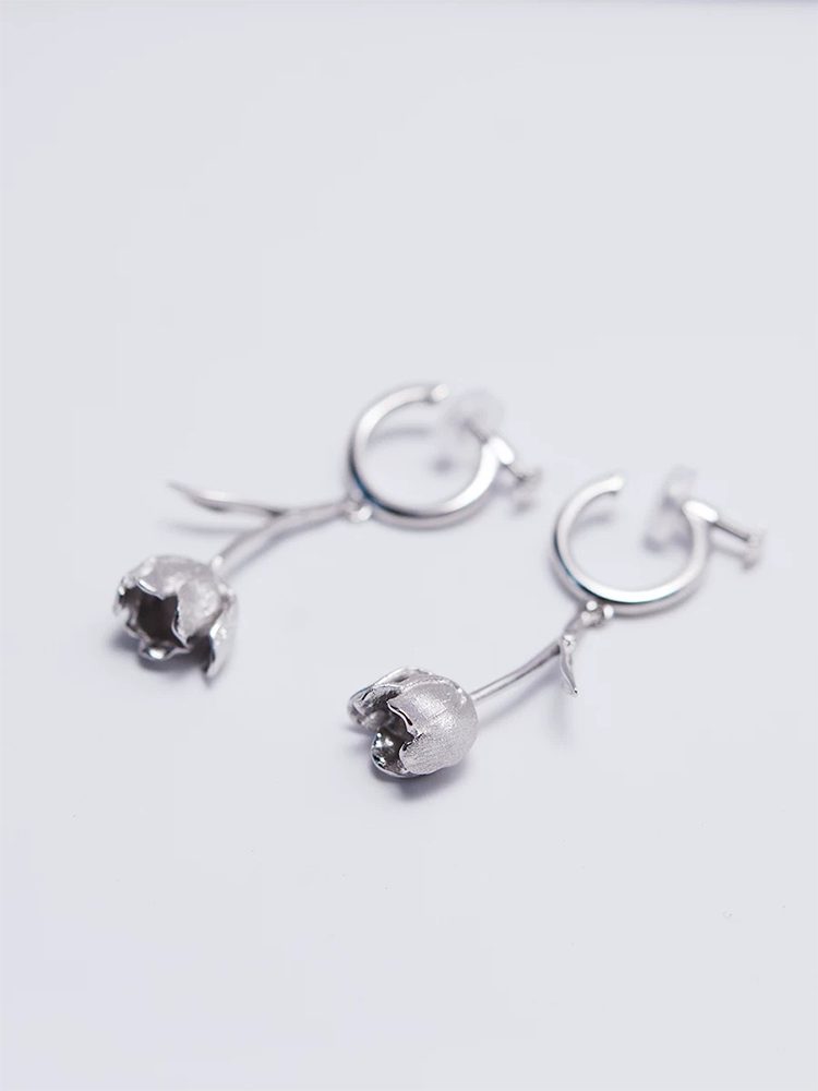 Comfort 925 Sterling Silver Floral Clip-On Earrings – Integrated Flower Bud Non-Pierced Earrings