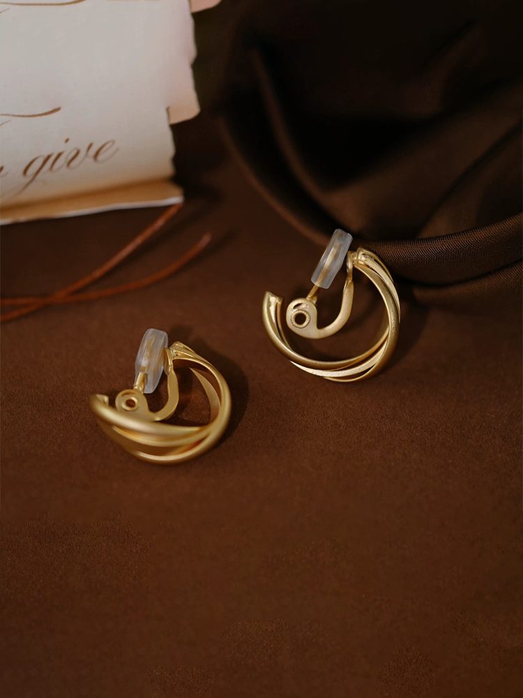 Comfort Fit Gold Silver Faux Clip On Vintage