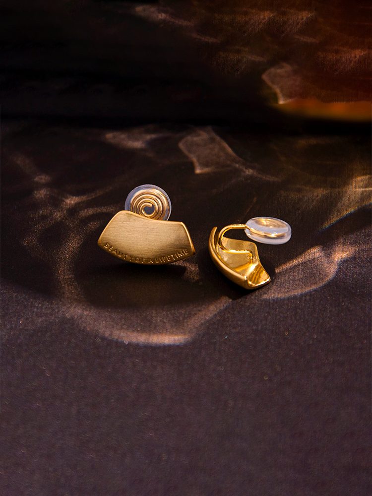 Earrings Unique Personality Design Copper Gold Plated With 18k Gold Silver S925 Stud