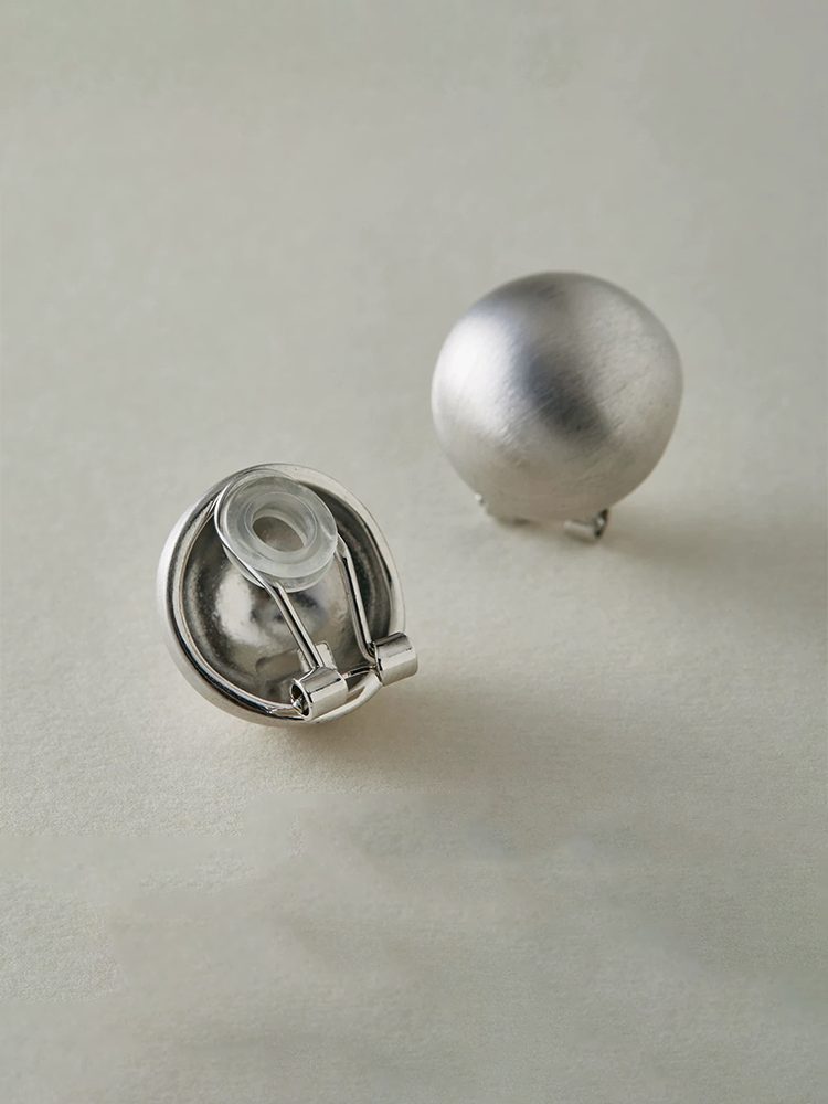 Elegant Light Bulb Glow Clip-On Earrings – Gold Plated Non-Pierced Earrings