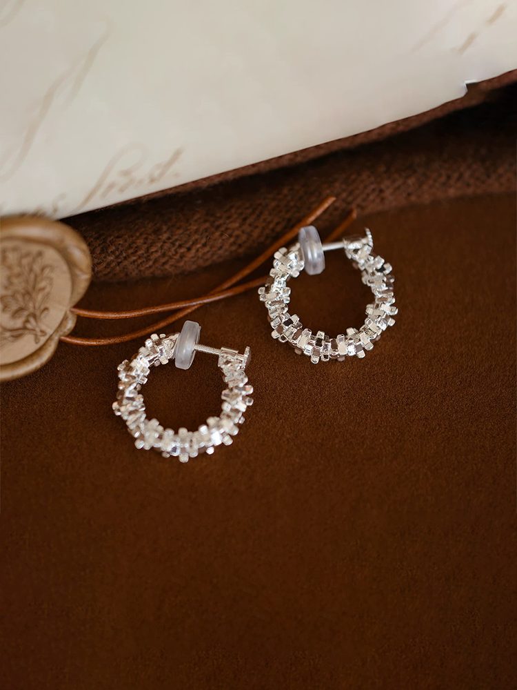 Floral – Gold Plated Comfortable Non-Slip Screw Back Clip-On Earrings