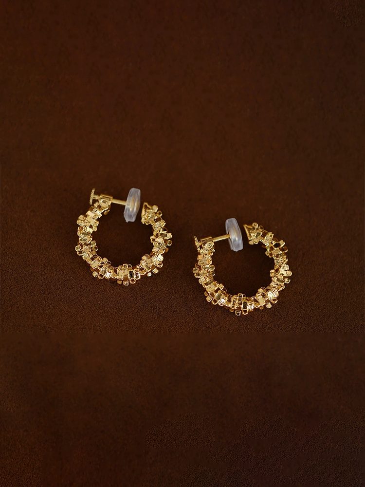 Floral – Gold Plated Comfortable Non-Slip Screw Back Clip-On Earrings