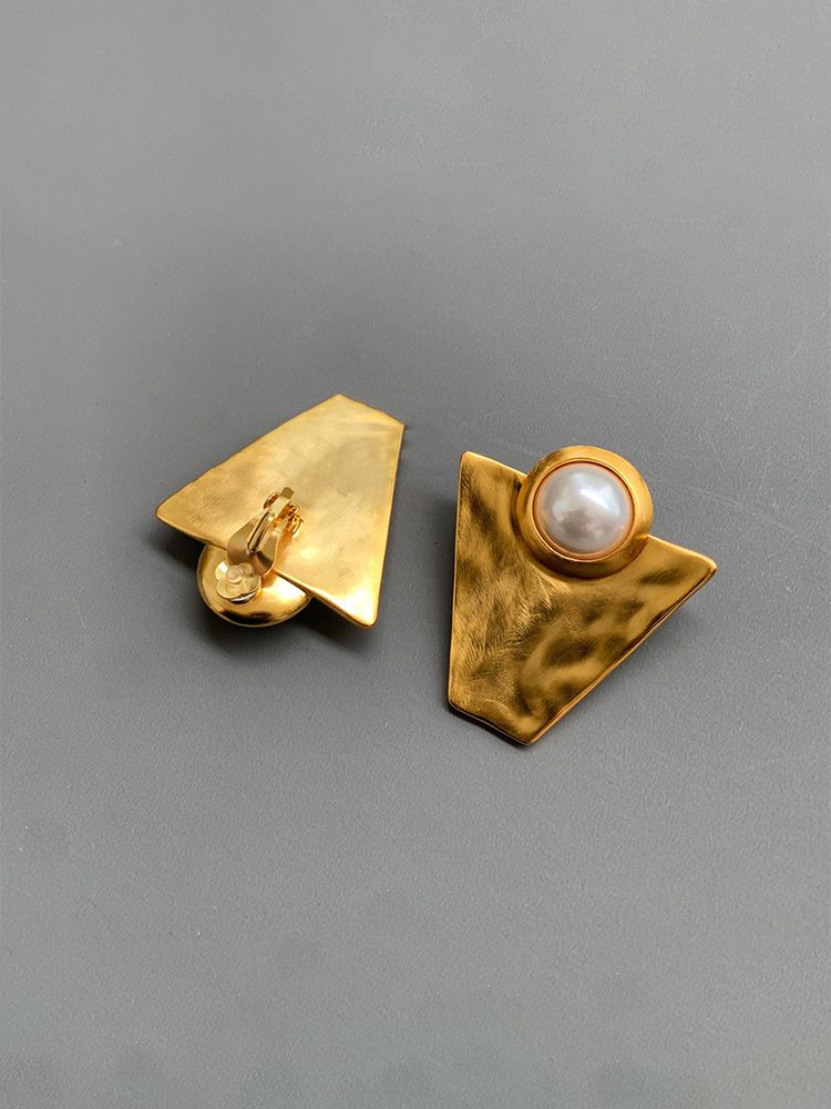 Geometric Pearl Clip-On Earrings Gold Fashion Jewelry