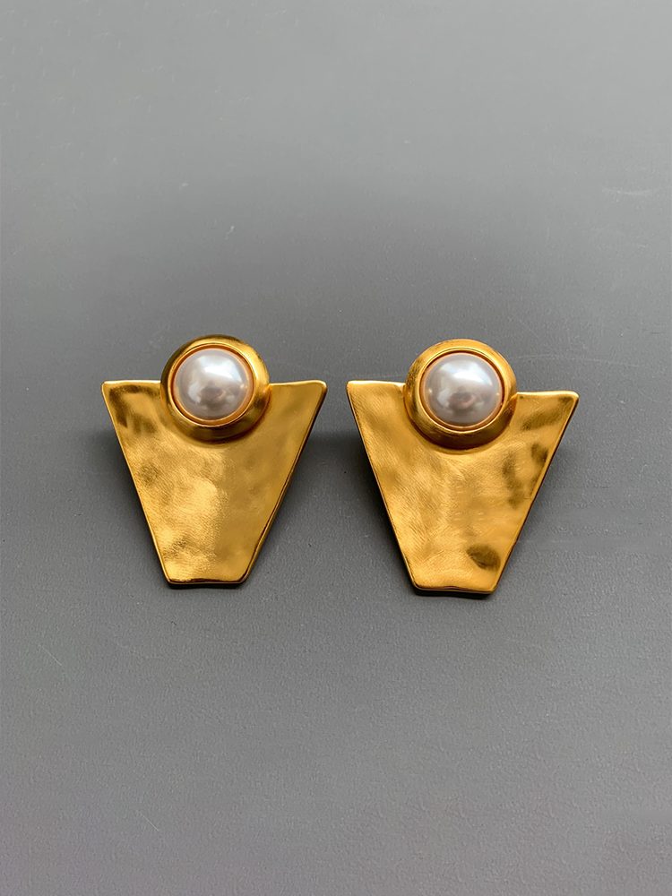 Gold Vintage Geometric White Pearl Clip-On Earrings