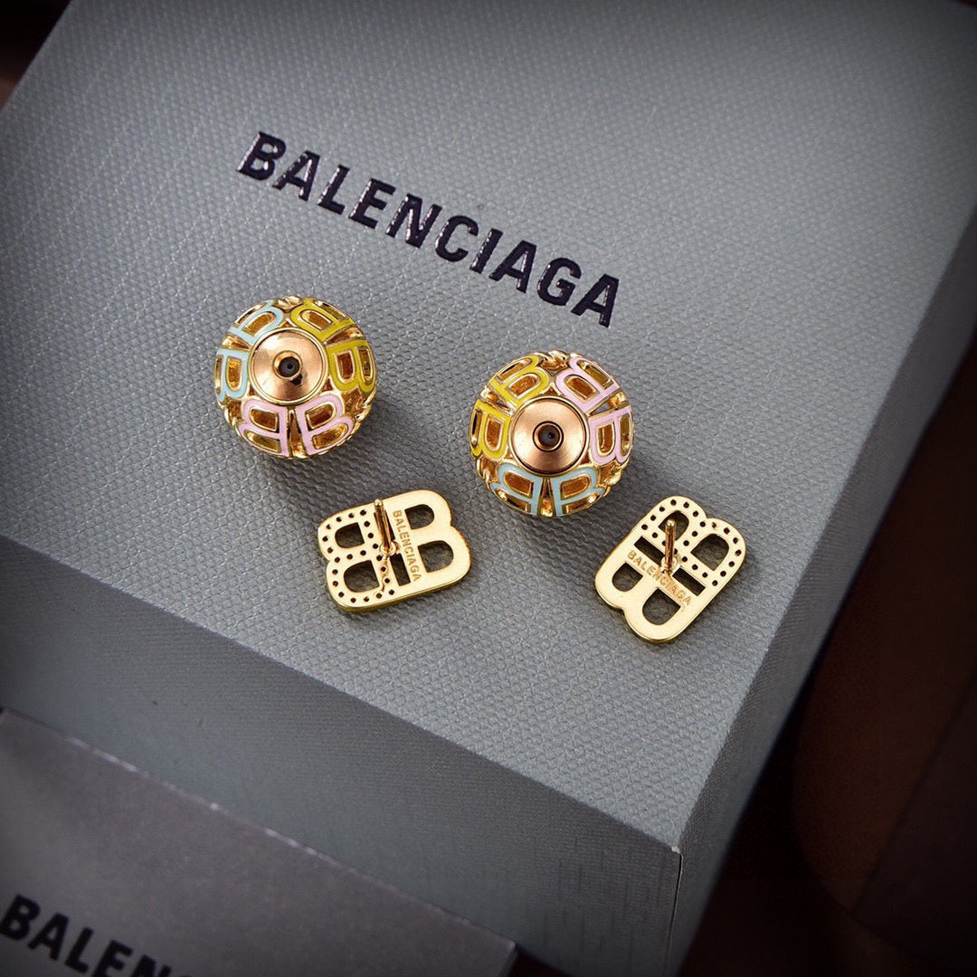 Vintage Authentic Gold-Tone Turn-Lock Earrings