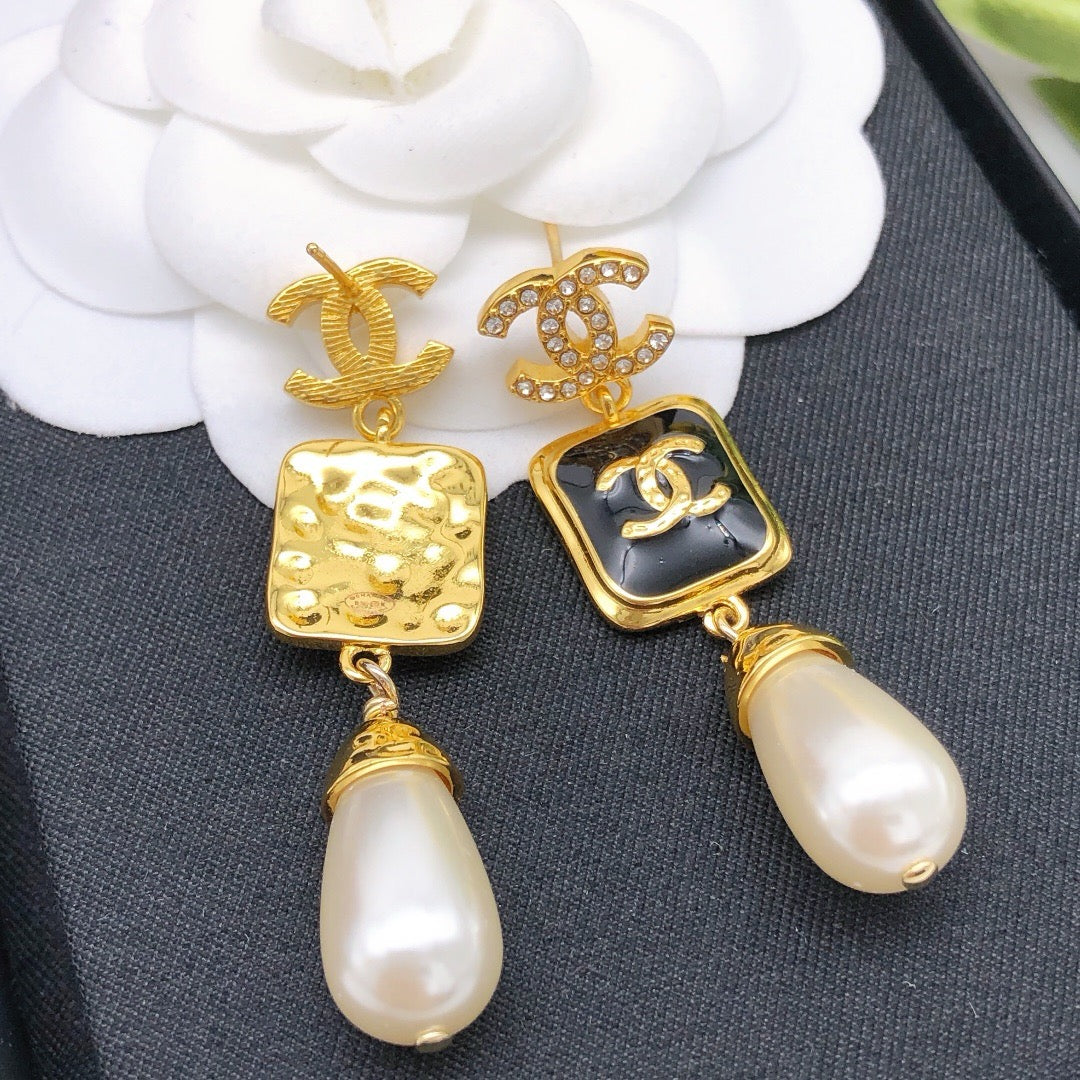 Vintage Authentic Gold-Tone Turn-Lock Earrings