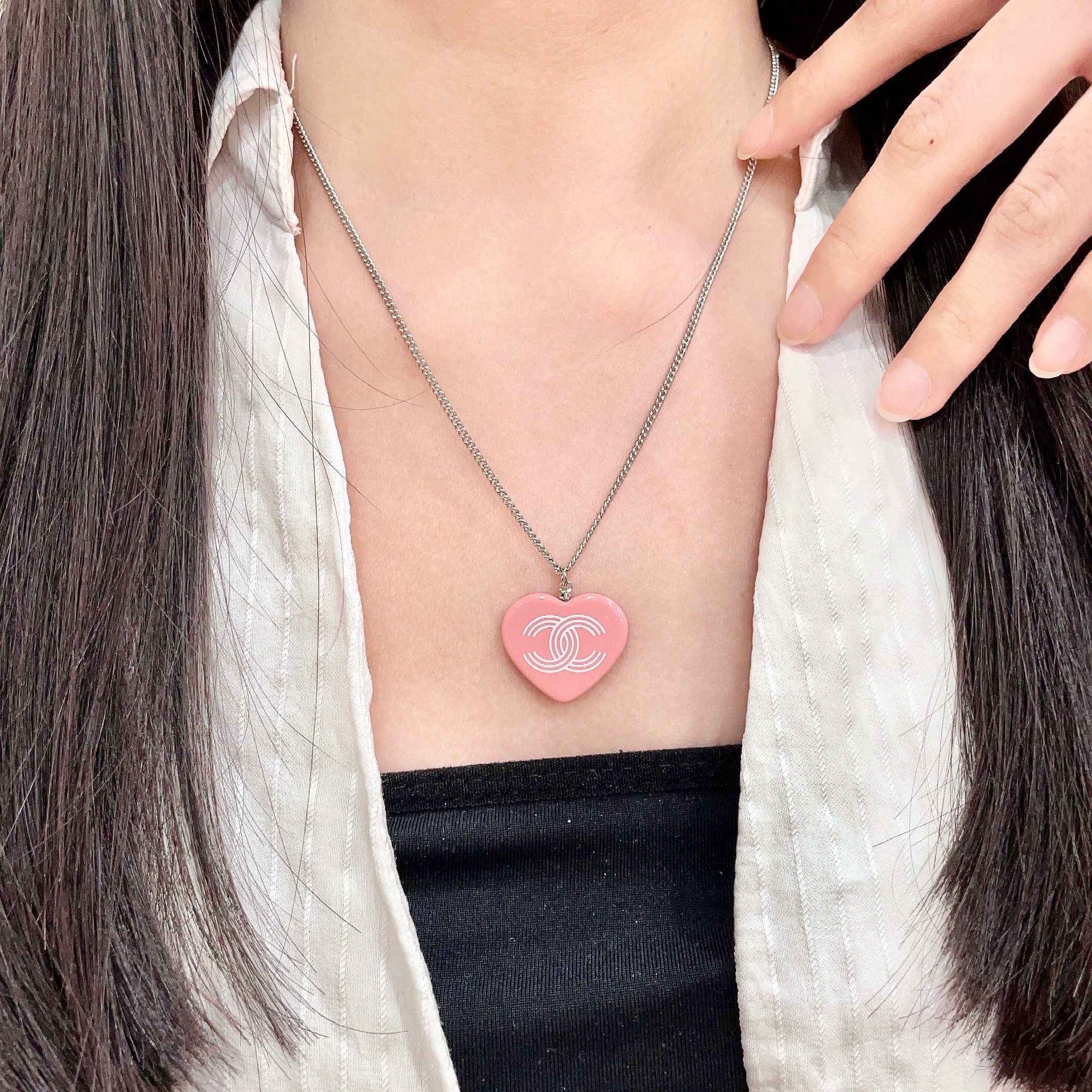 Vintage Authentic Gold-Tone Turn-Lock Necklace