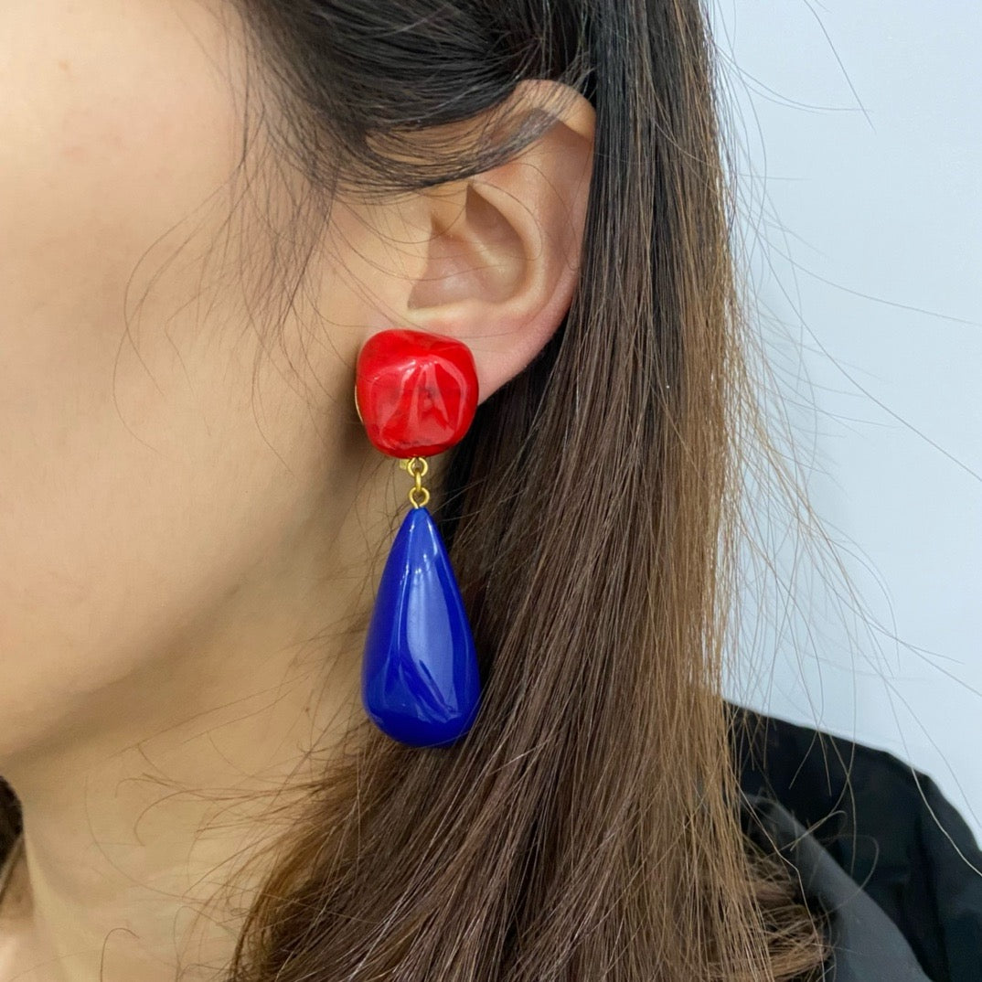 Vintage Eearrings Clip on Big Red Blue